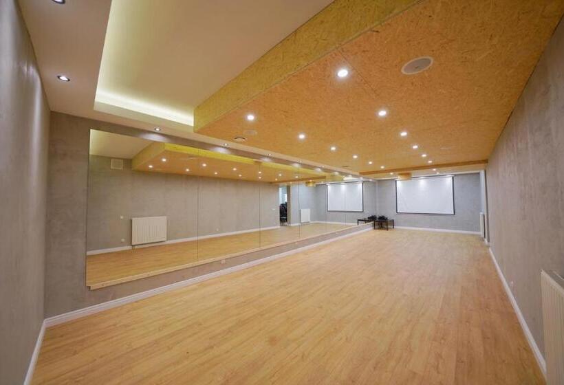 צימר Willa Swoboda Garden Spa