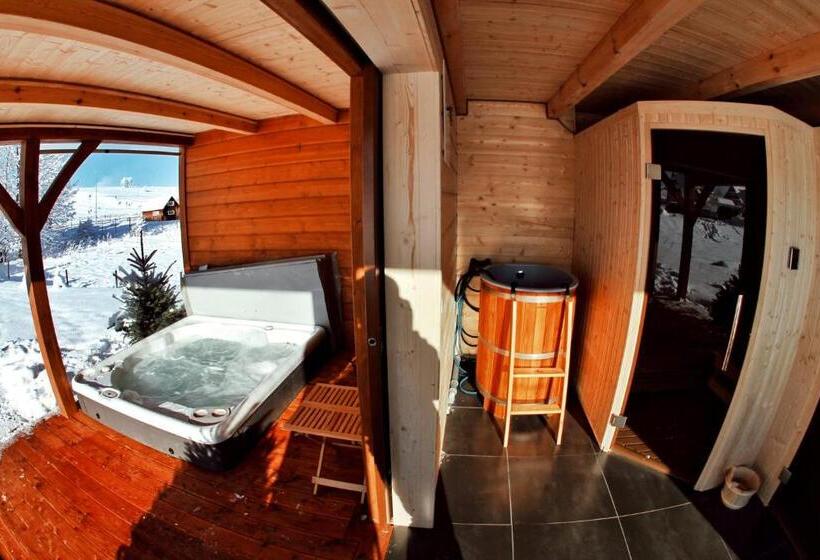 צימר Willa Swoboda Garden Spa