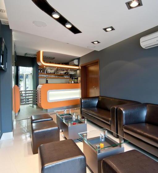 هتل Młoda Europa