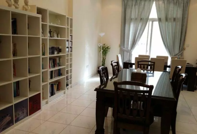 پانسیون Joy Guesthouse Abu Dhabi
