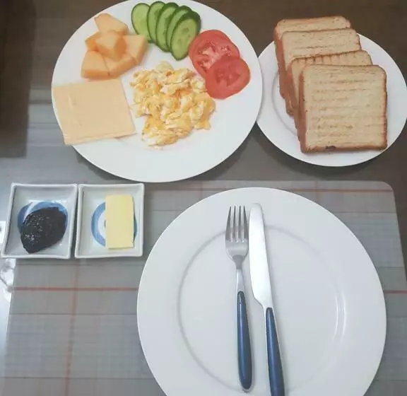 پانسیون Joy Guesthouse Abu Dhabi