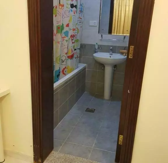 پانسیون Joy Guesthouse Abu Dhabi