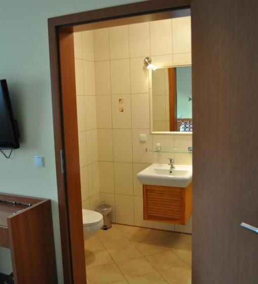 پانسیون Monali