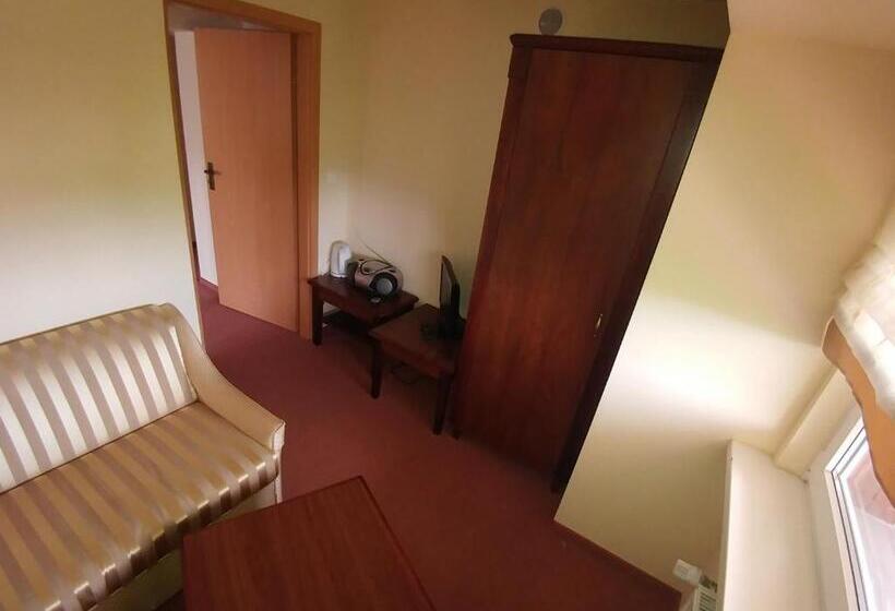 استراحتگاه Dom Wczasowo Rekreacyjny Zgoda