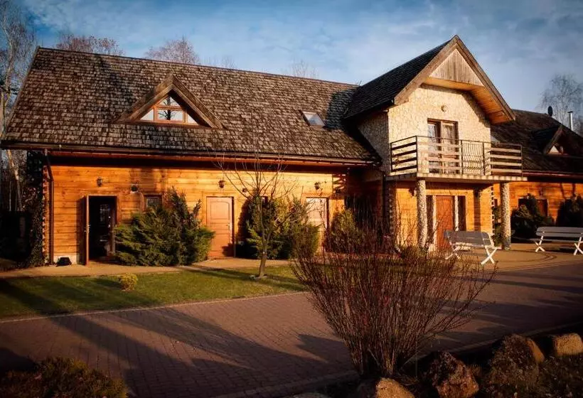 Retkeilymaja Zajazd Gołębiowski