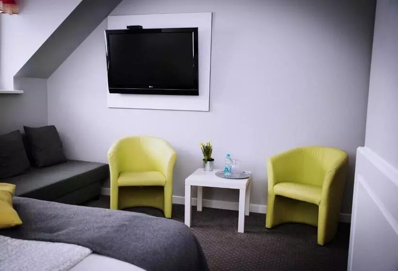 Retkeilymaja Zajazd Gołębiowski