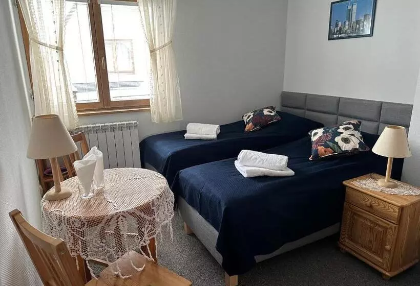 Aamiaismajoitus (B&B) Apartamenty Matuska