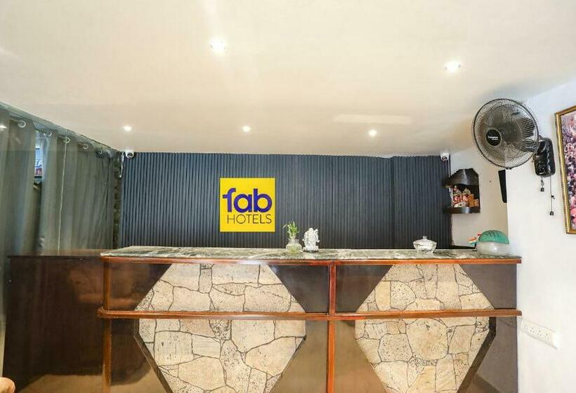 Fabhotel Dps International