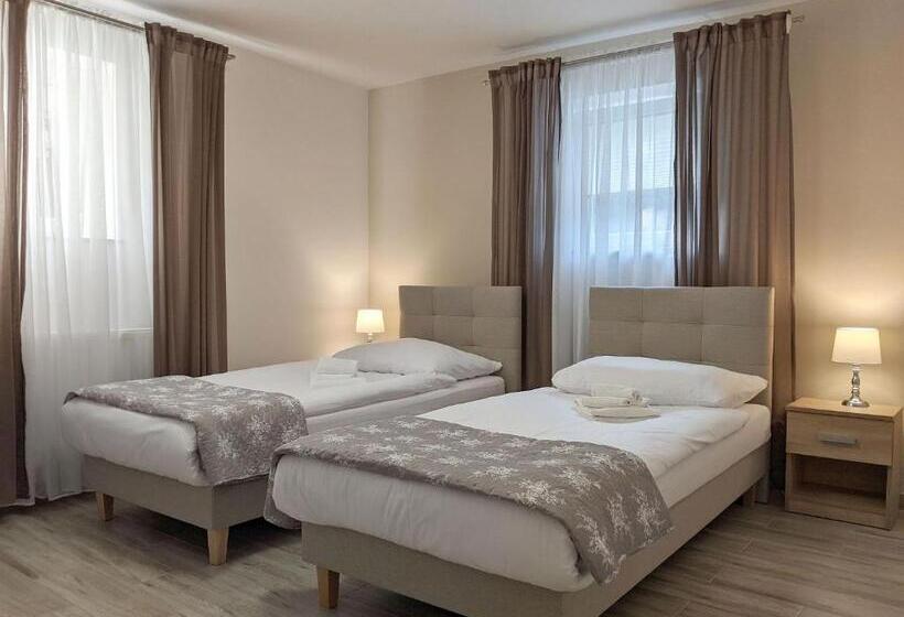 H2u Lux Hostel Dla Ciebie