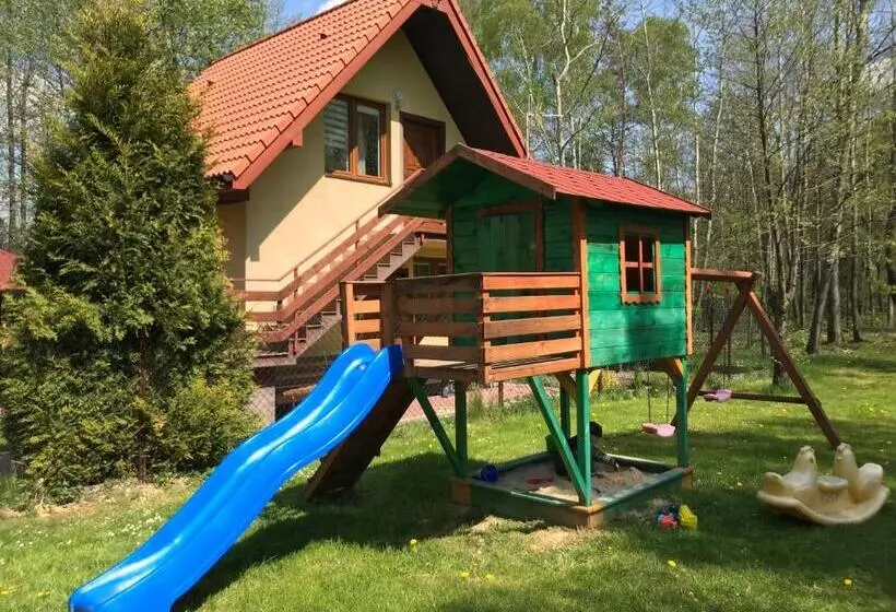 ホテル Agroturystyka źródełko