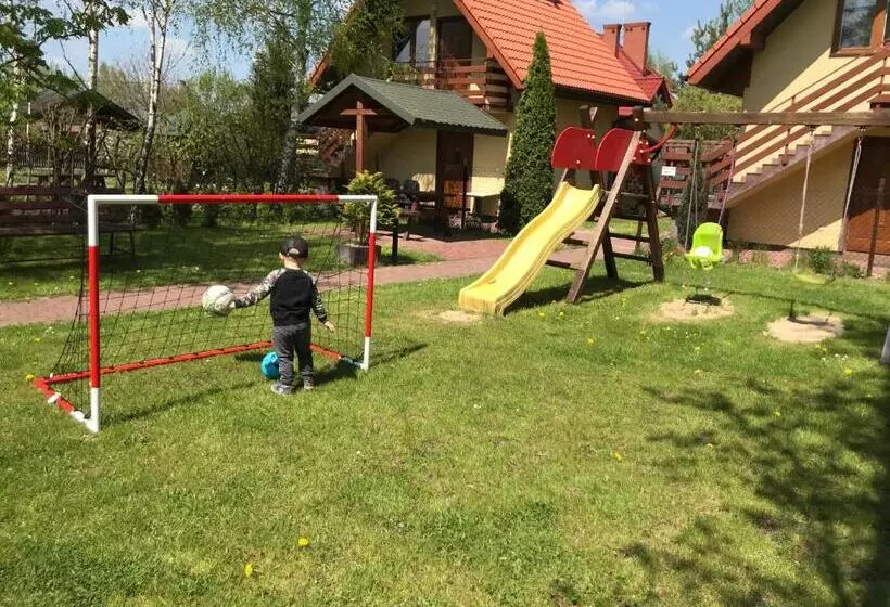 ホテル Agroturystyka źródełko