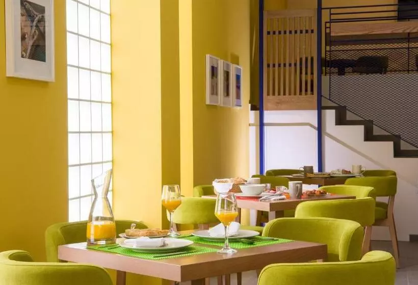 ホテル Elounda Colour Apartments