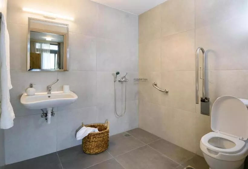 ホテル Elounda Colour Apartments