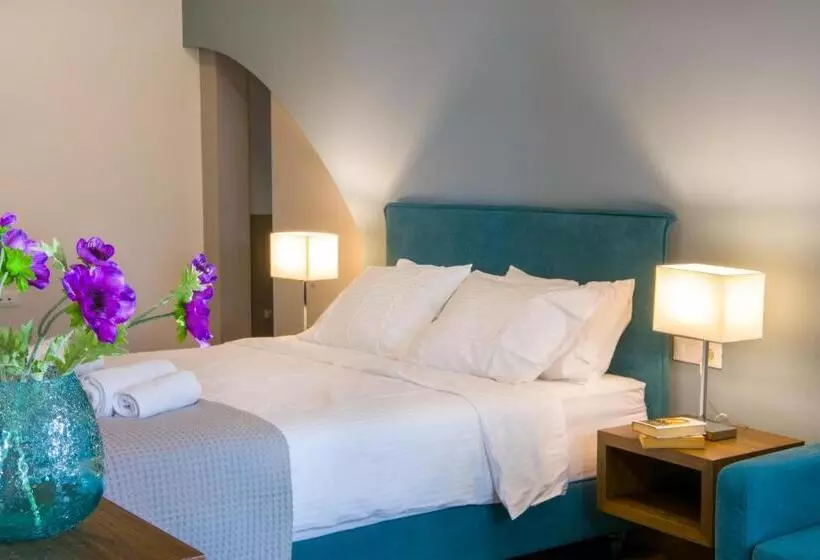 ホテル Elounda Colour Apartments