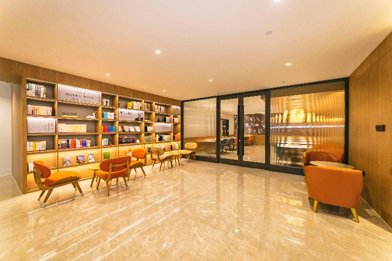 Hanting Hotel Qingdao Badaguan Taipingjiao Park Metro Station