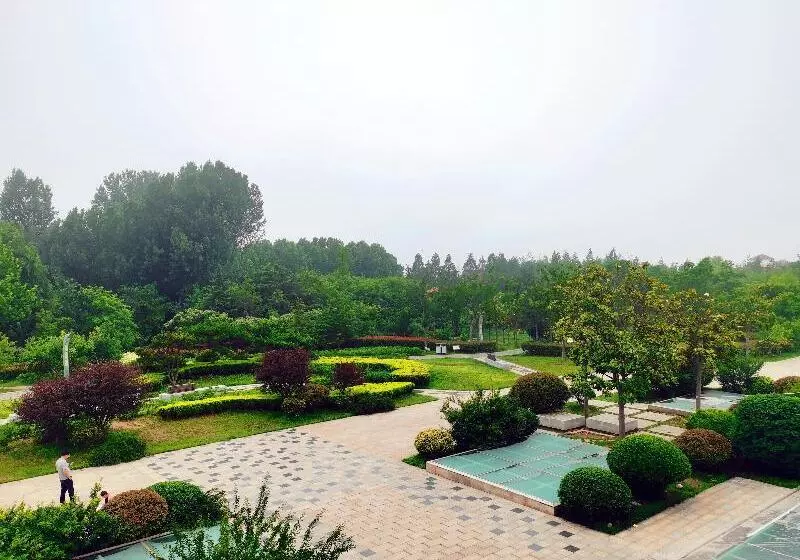 Hanting Hotel Qingdao Badaguan Taipingjiao Park Metro Station