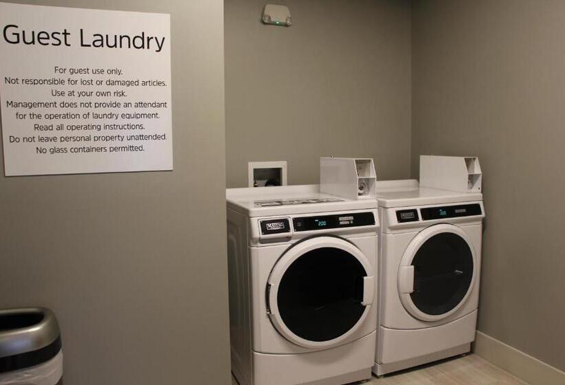 فندق Holiday Inn Express & Suites   Phoenix   Airport North, An Ihg