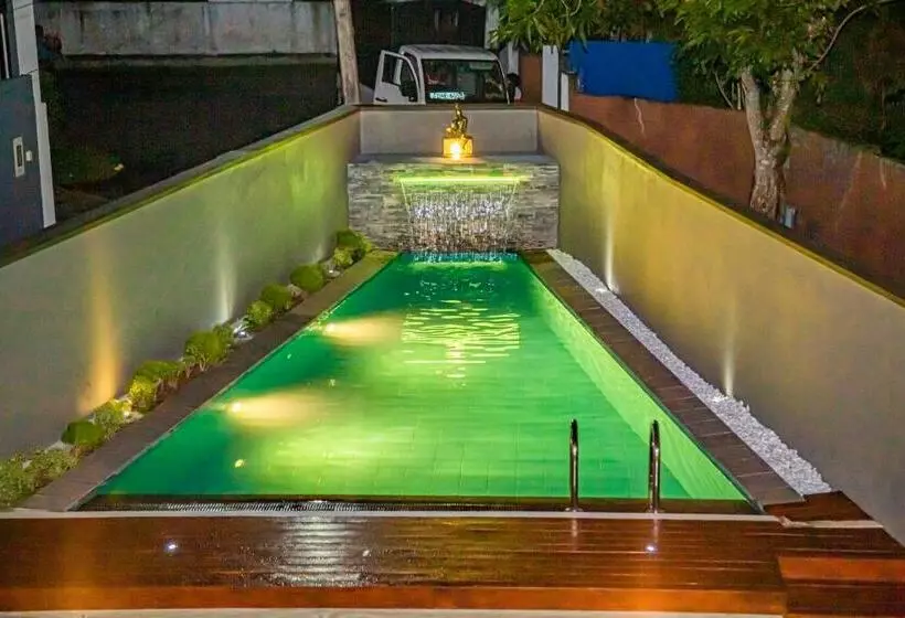 Majatalo Chala Villa