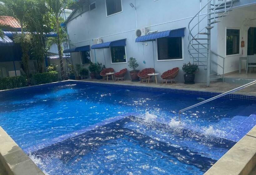 Schronisko Villa Blue Lagoon