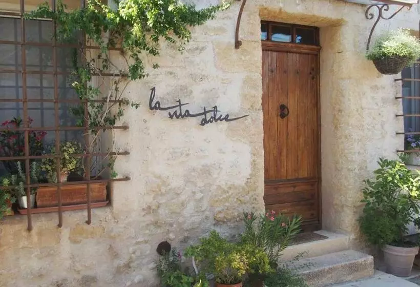 Aamiaismajoitus (B&B) La Vita Dolce, Luberon