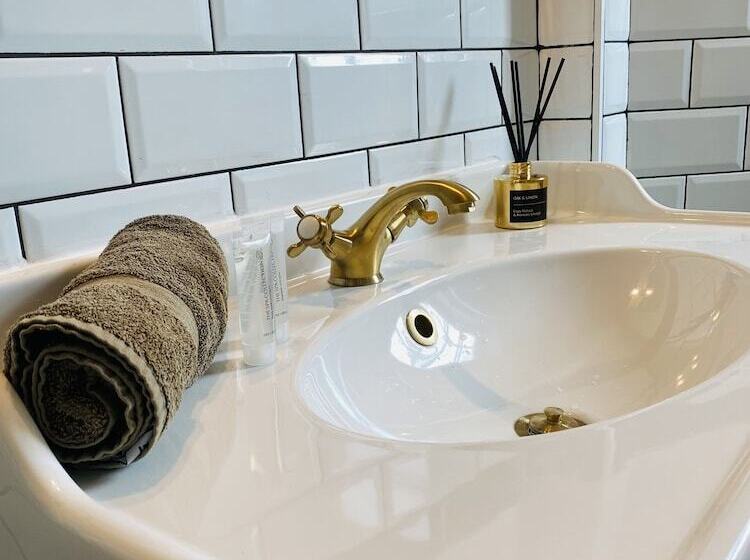 تختخواب و صبحانه Villa La Dune