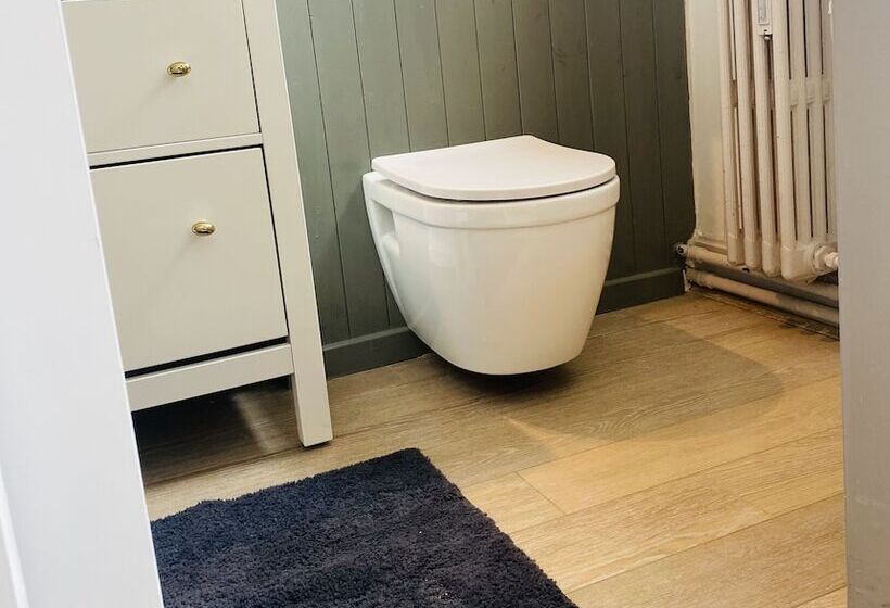 تختخواب و صبحانه Villa La Dune