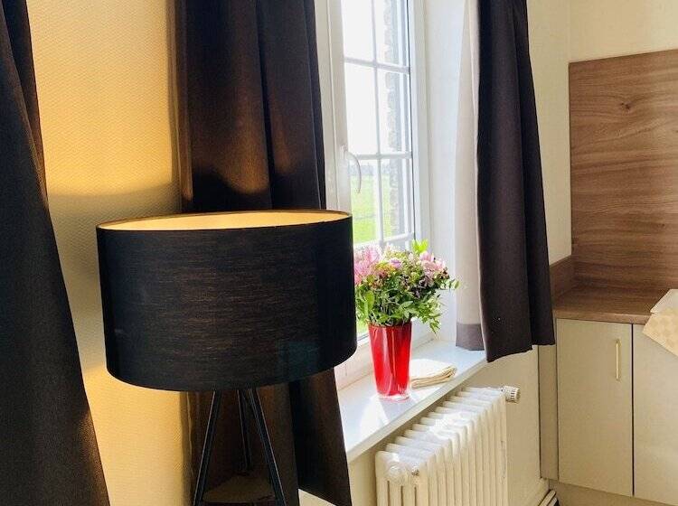 تختخواب و صبحانه Villa La Dune