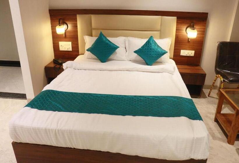 فندق Candor Amigo Airoli Mind Space