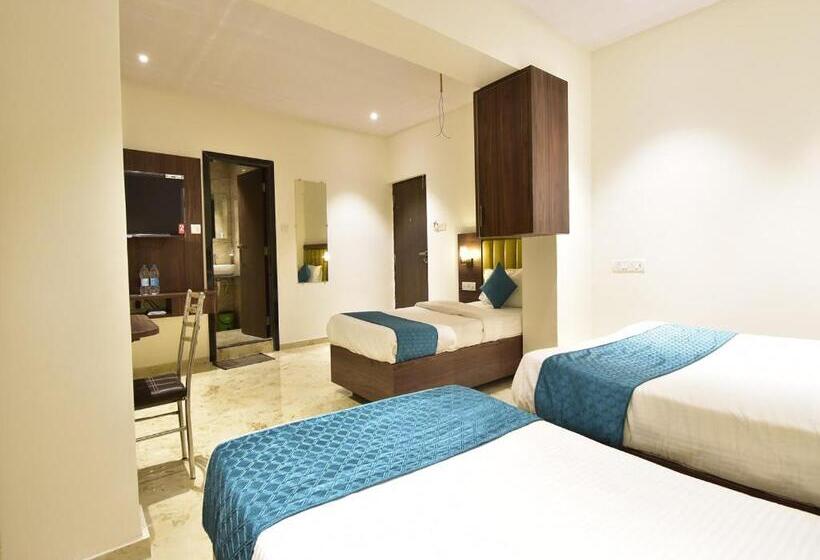 فندق Candor Amigo Airoli Mind Space