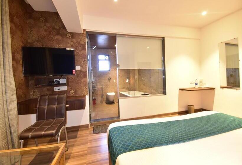 فندق Candor Amigo Airoli Mind Space