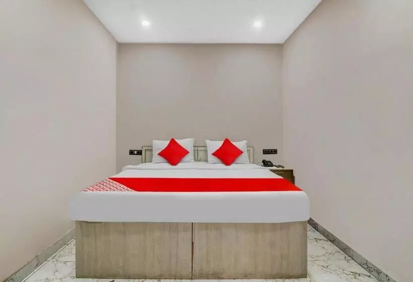 ホテル Oyo Flagship 80837  Rudraksh Inn