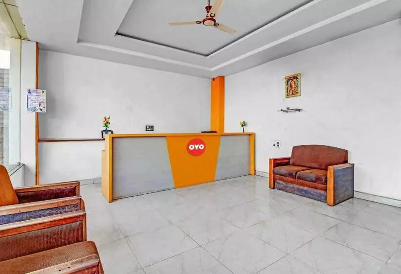 ホテル Oyo Flagship 80837  Rudraksh Inn