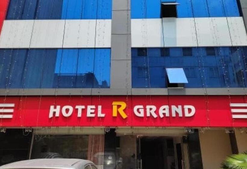 Hotel Oyo Flagship 80855 R Grand