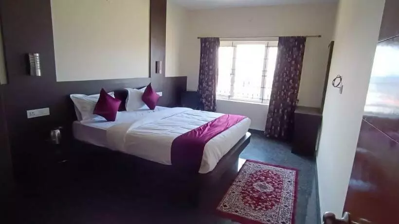 ホテル Sky View Inn