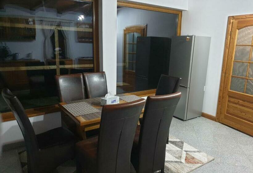 Пансион Casa Sandu Sadova