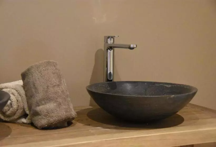 Majatalo Chambres D Hôtes Le Pontillaou