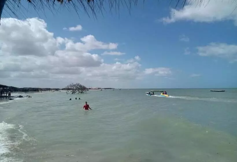 ペンション Hostal Mayapo Beach