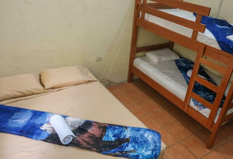 هاستل Estación Biológica Agualí