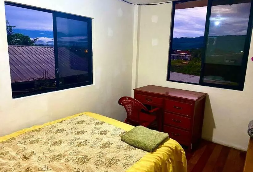 Aamiaismajoitus (B&B) Casa Nómada Puyo