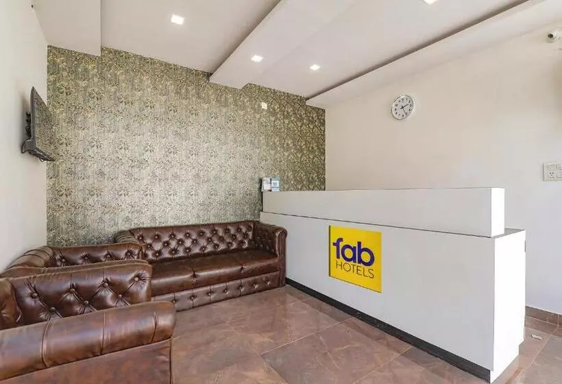 Fabhotel The Comfort