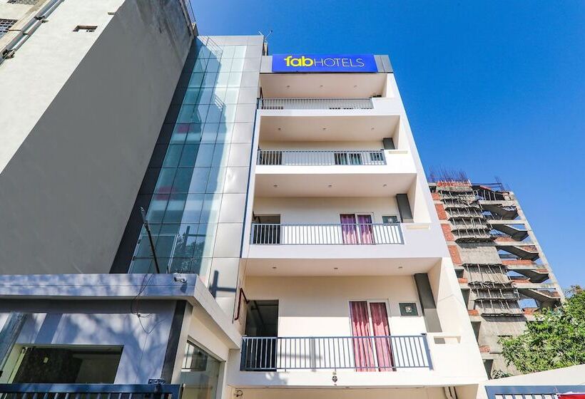 Fabhotel The Comfort