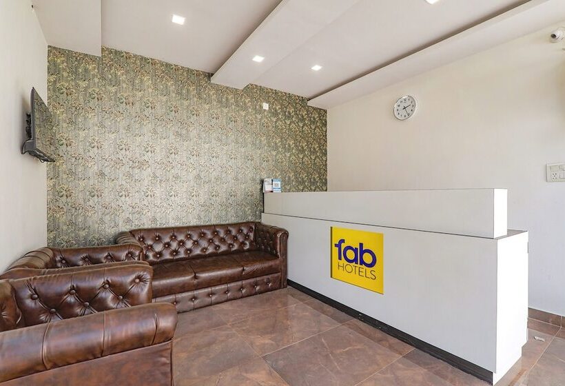 Fabhotel The Comfort