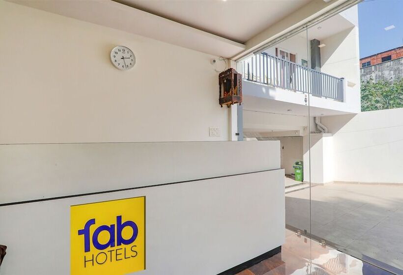 Fabhotel The Comfort