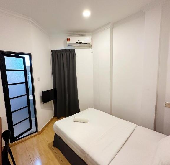 בית מלון כפרי Gemilang