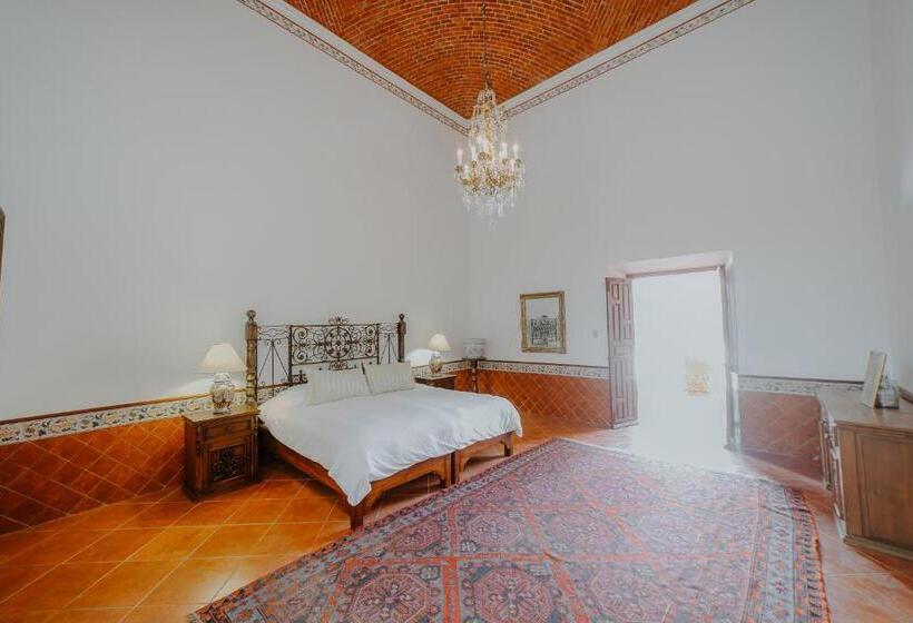 هتل Hacienda La Cieneguita