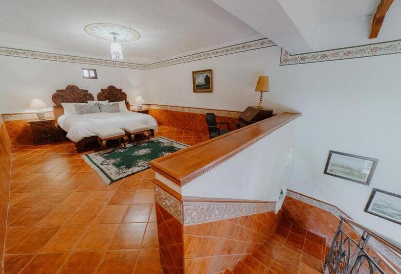 هتل Hacienda La Cieneguita