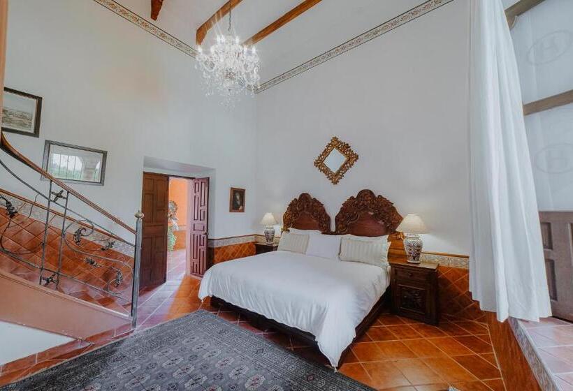 هتل Hacienda La Cieneguita