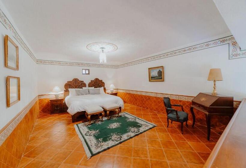 هتل Hacienda La Cieneguita