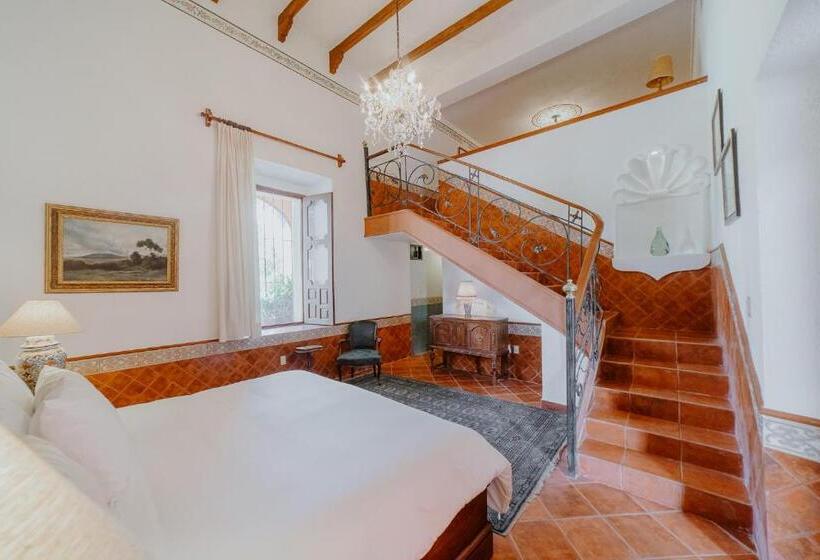 هتل Hacienda La Cieneguita