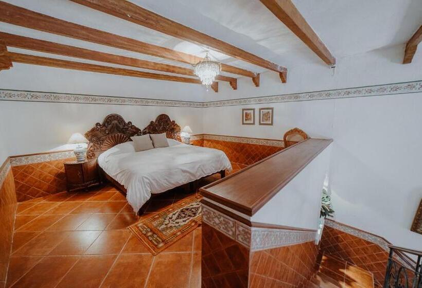 هتل Hacienda La Cieneguita